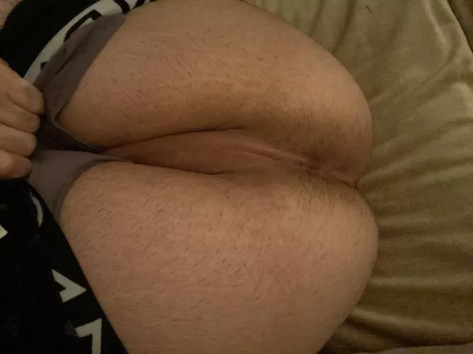 Do you mind my tight ass?