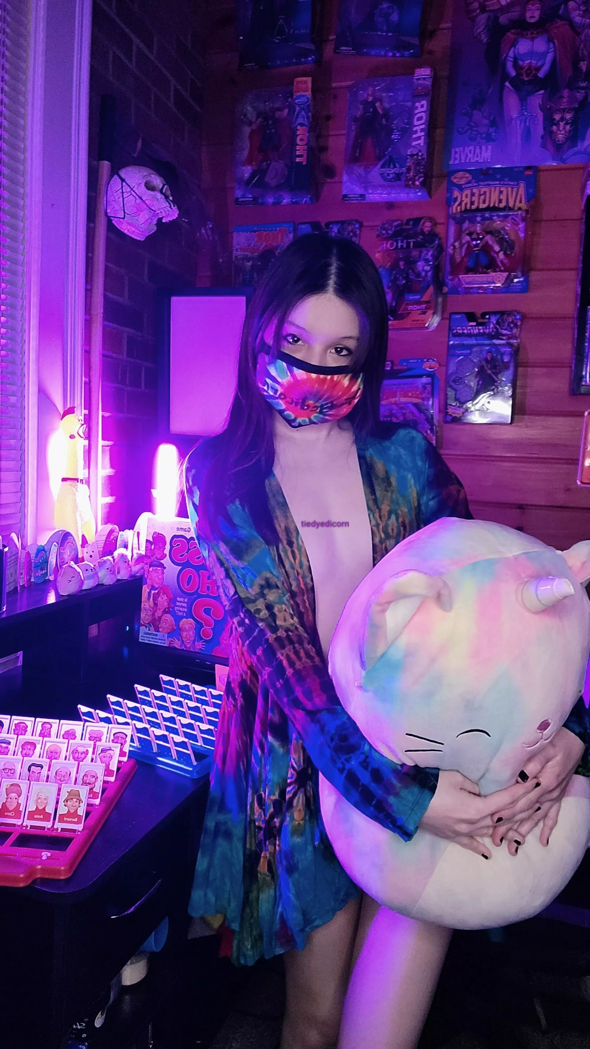 Do you prefer small Asian gals?