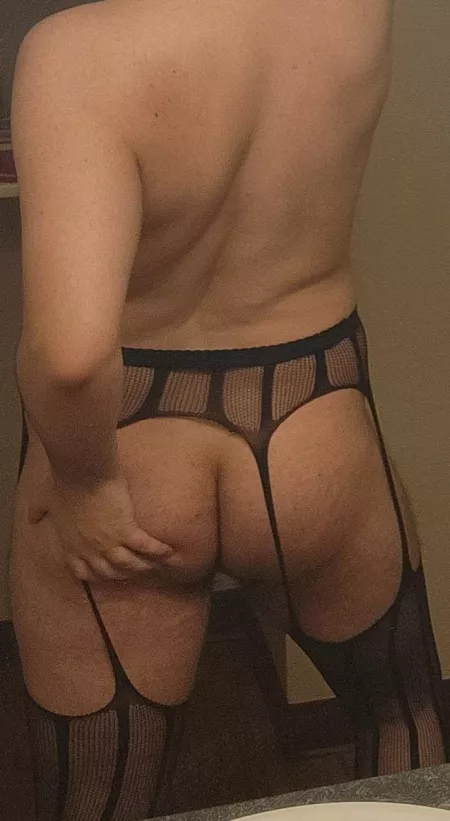 Do you prefer your sub in lingerie? Do you prefer your sub in lingerie?