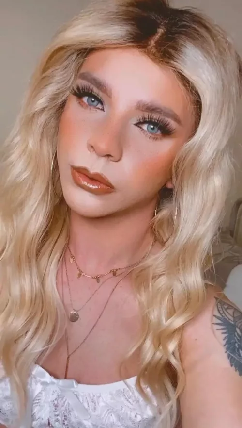 Do you think i'm... cute? ๐ฅบ Do you think i'm... cute? ๐ฅบ