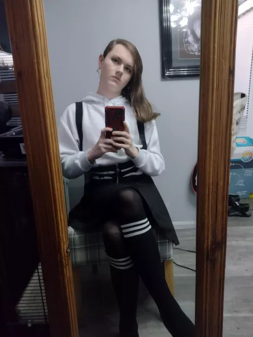 Do you think I'm pretty?, cause I don't think I am that much.