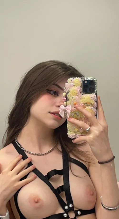 Do you think i'm sexy? :3