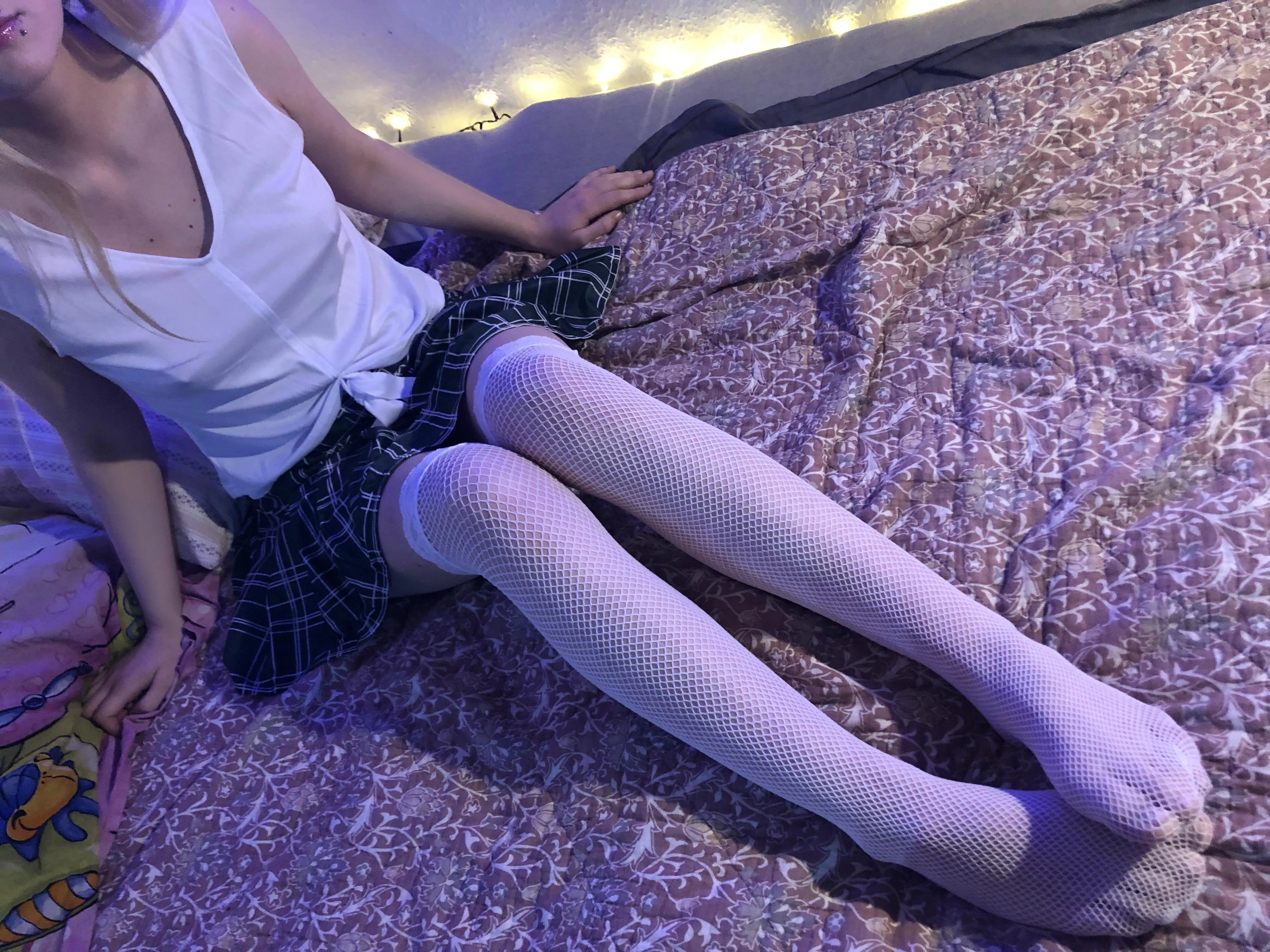 Do you think I’ve been a bad or a good girl?👅