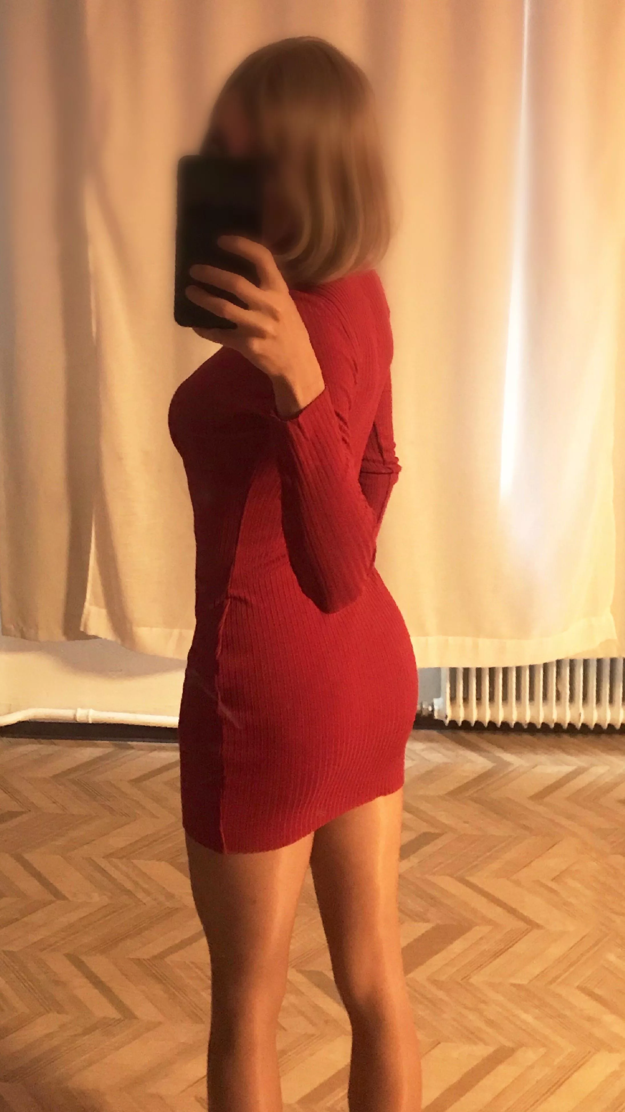 Do you think men would buy me a drink? Do you think men would buy me a drink?