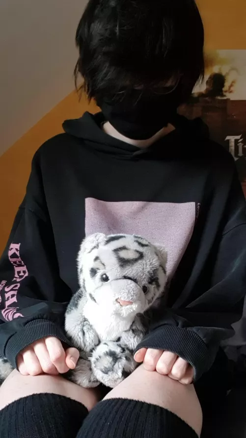 do you wanna cuddle with us? ๐ฅบ do you wanna cuddle with us? ๐ฅบ