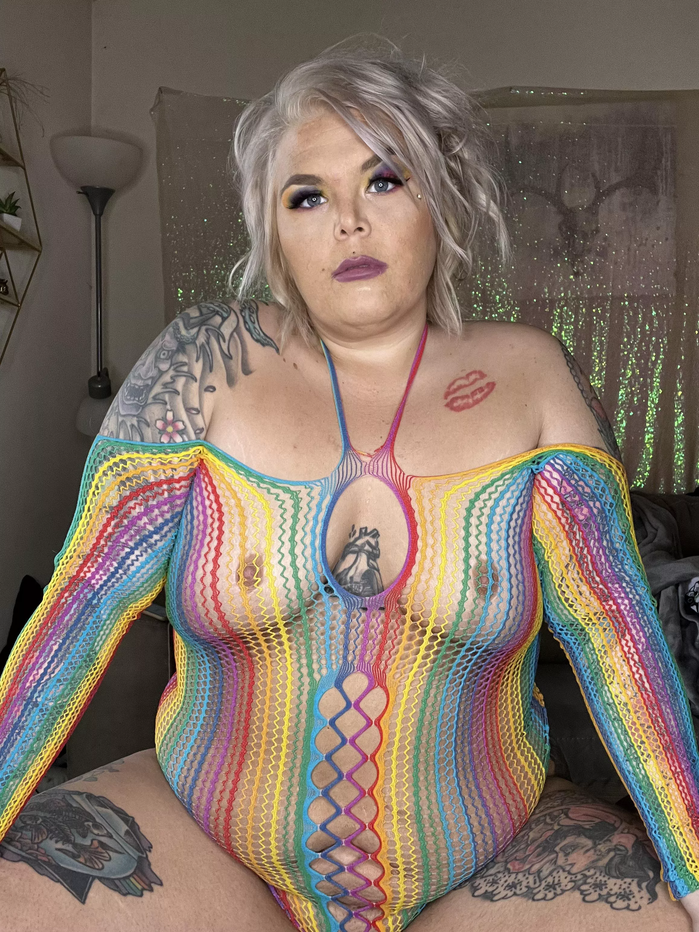 do you wanna groove with me? do you wanna groove with me?