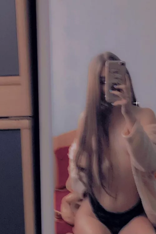 Do you wanna see your keys hanging around my neck? ππ€