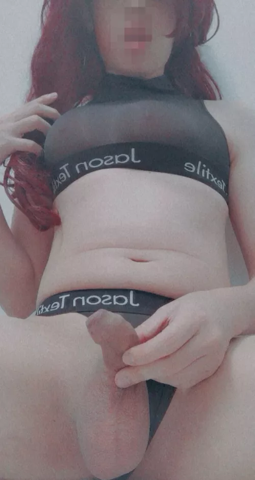 Do you want to eat my small little Asian clitty?