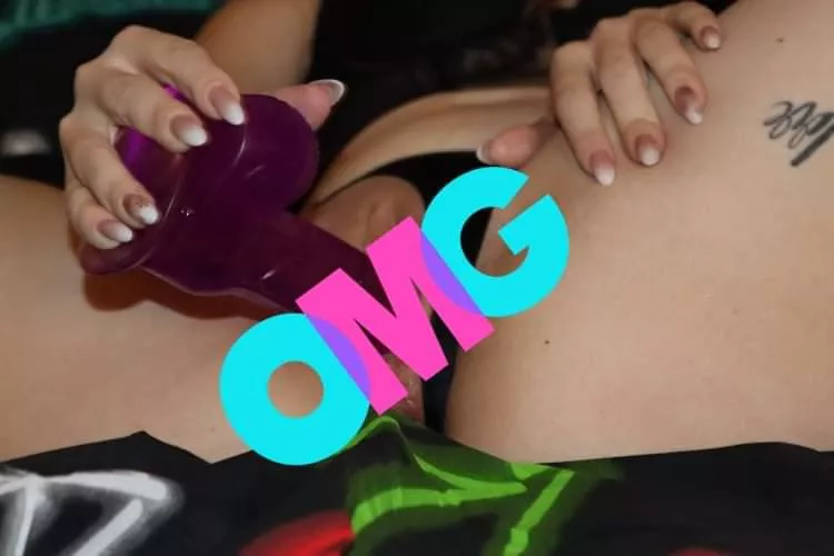 💋💋Do you want to fill me up with your warm cum?💦💦 My pussy is hungry for your load , come and join my lusty world on OF , 50% off and lots of gifts for my new subs 🤤🤤😈😈🎁😍