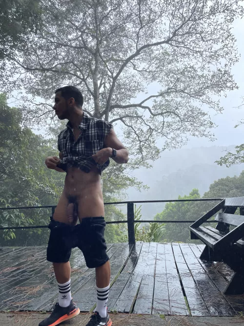 Do you want to suck me in the rain?😈