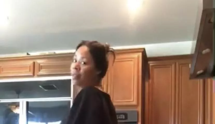 Does anybody know who this is ?