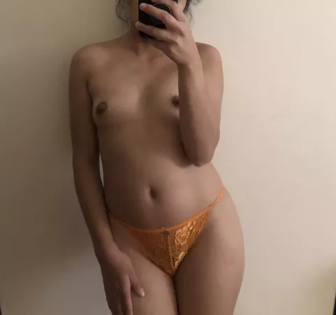 Does anybody like my brown body and orange thong? Does anybody like my brown body and orange thong?