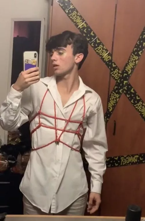 does anyone know this rope’s name and a tutorial ?