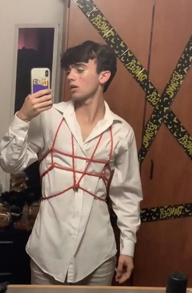 does anyone know this rope’s name and a tutorial ?