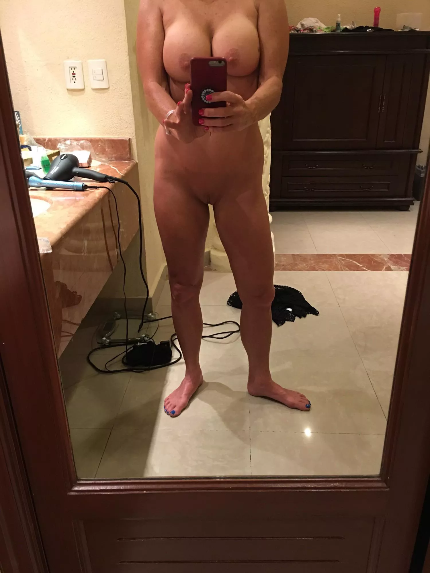 does anyone like my 52 year old body? does anyone like my 52 year old body?