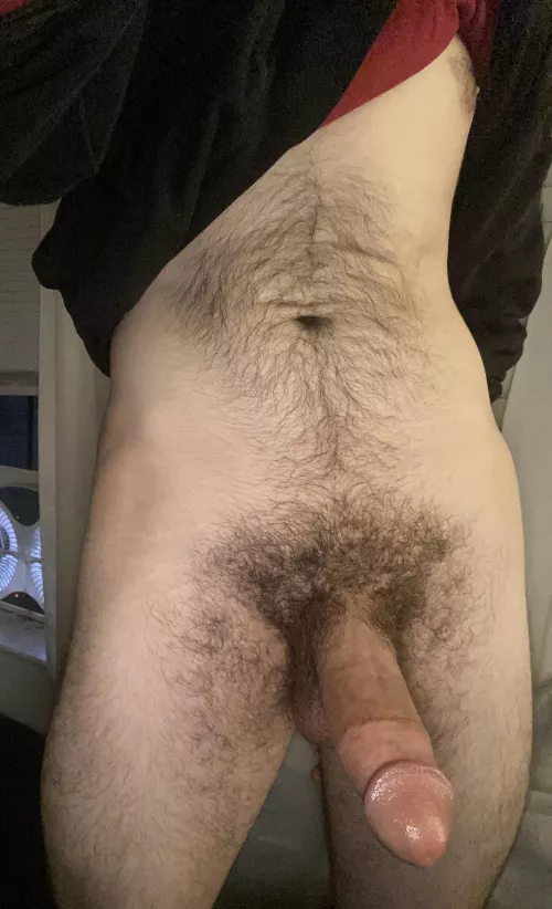Does anyone still care for a bit of girth and hair π?
