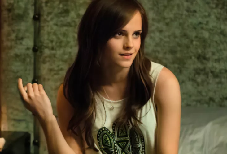 Does anyone wanna RP as Emma Watson, Elizabeth Olsen, or Peyton List?