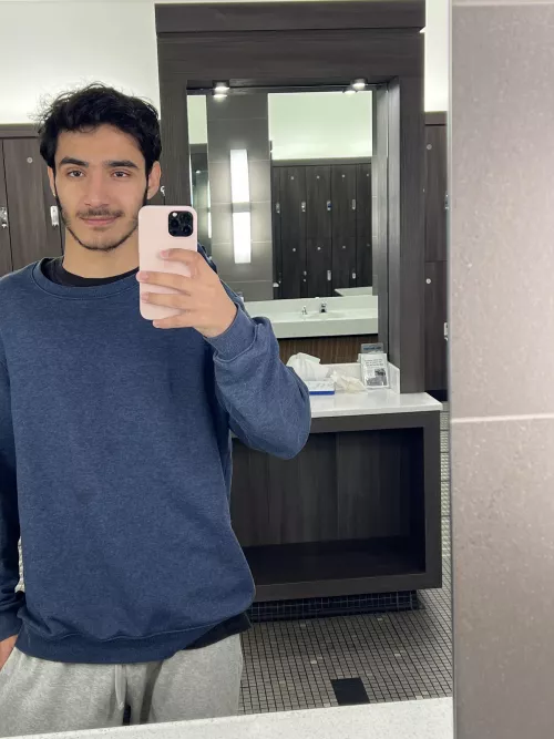 Does anyone want to be my boyfriend?