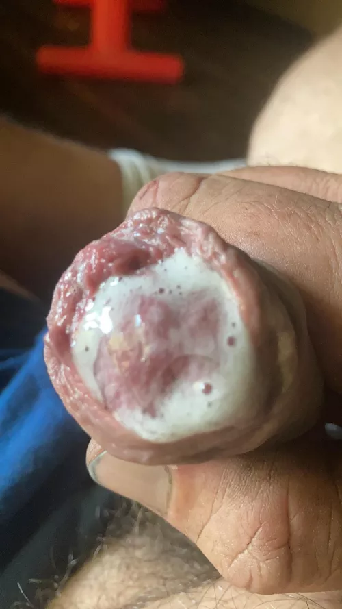 Does dads cream look good enough to eat(precum)