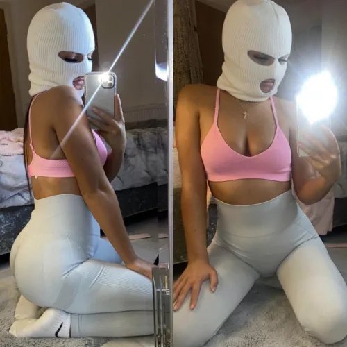 Does grey yoga pants suit me? Does grey yoga pants suit me?