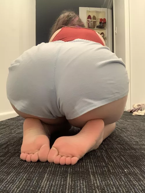 Does my butt need to be bare to be accepted here?