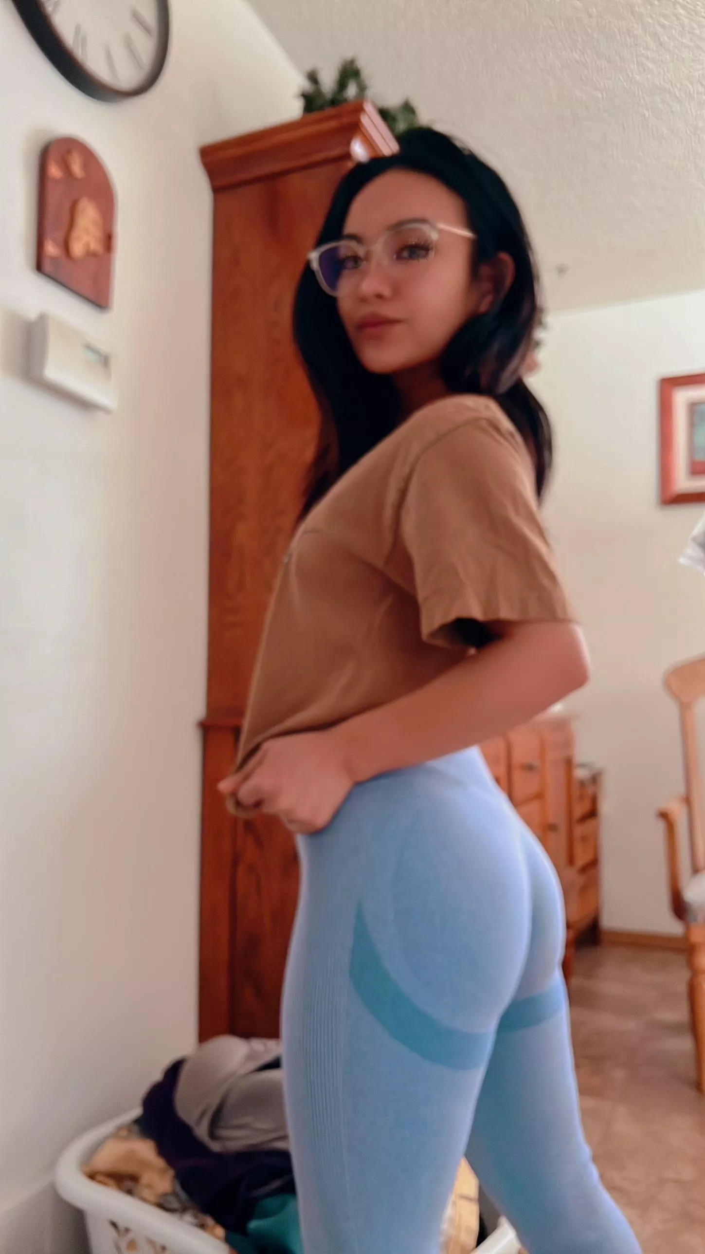 Does this leggings hug my butt?