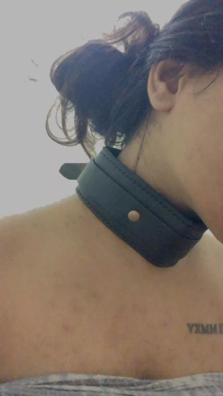 Does this look good on me? [F] 23