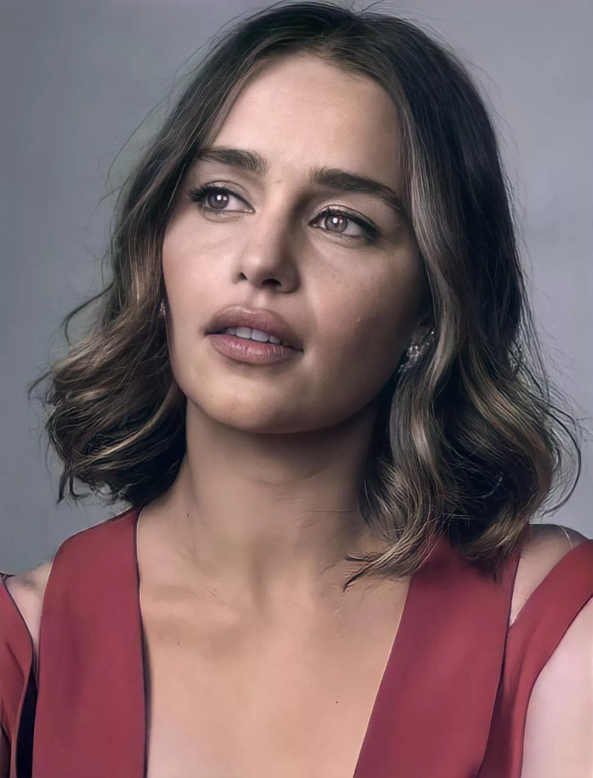 Dominate me and make me obey your commands as Emilia Clarke Dominate me and make me obey your commands as Emilia Clarke
