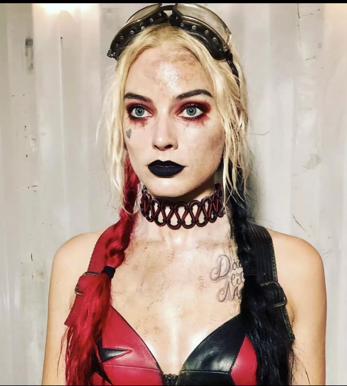 Dominate me as Margot Robbie Dominate me as Margot Robbie