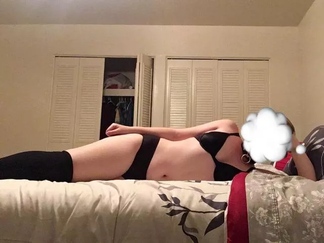 [domme] looking for a new sissy boy who will worship this body