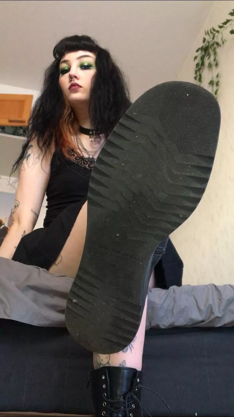 [domme] Today I’ll make you clean my shoes with your tongue! Go ahead and start licking bitch!