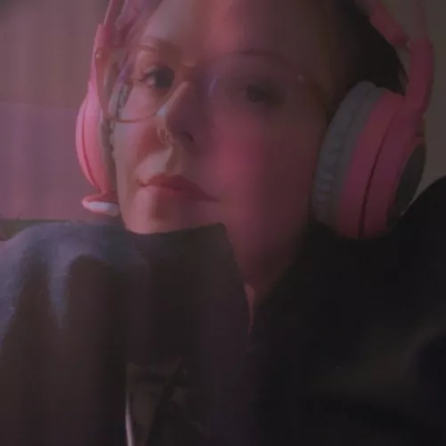 Done my zoom work meetings for the day, I'm tired of adulting 🥺