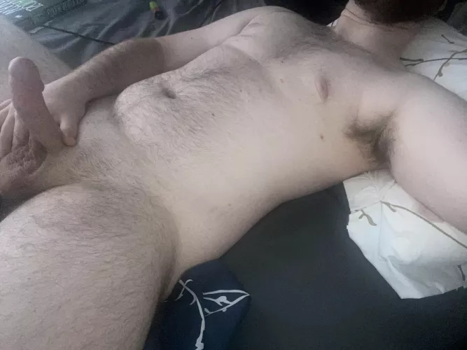 Donβt know how to feel about shaving my bush π€