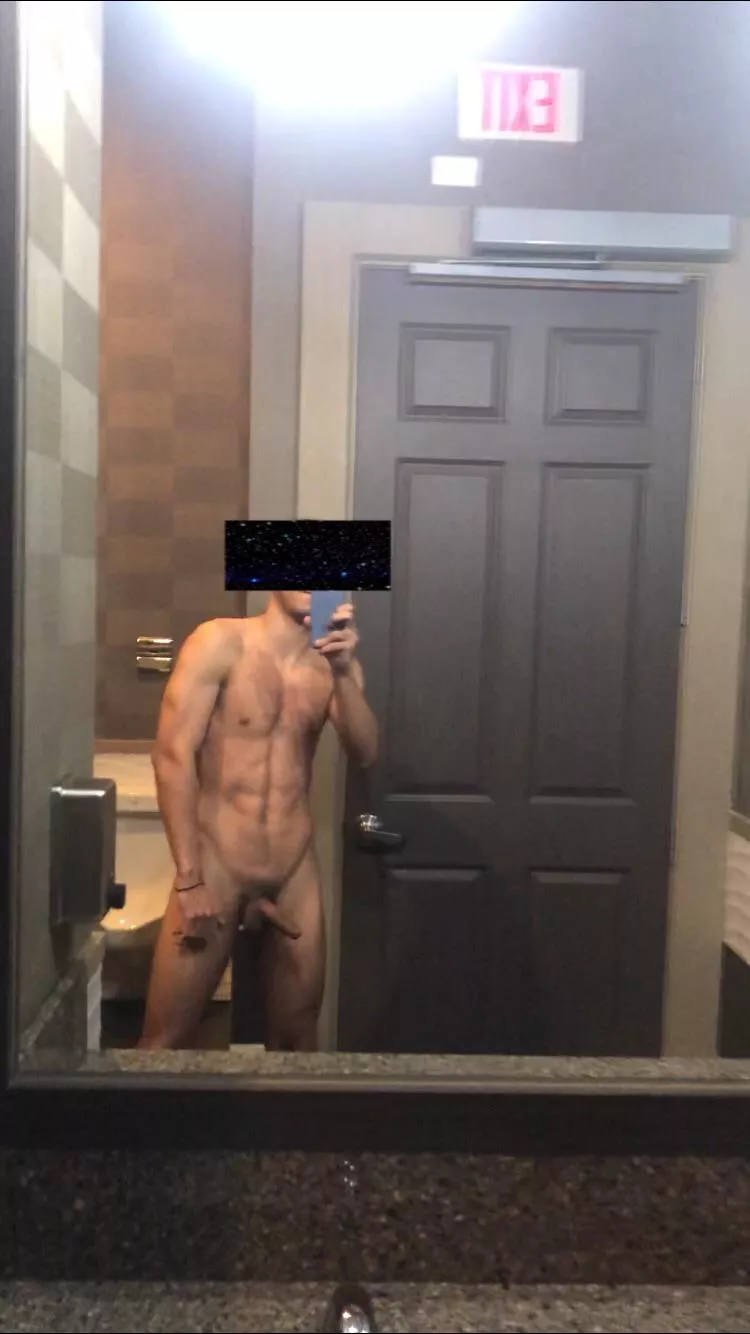 don’t mind me just taking selfies in the big mirror