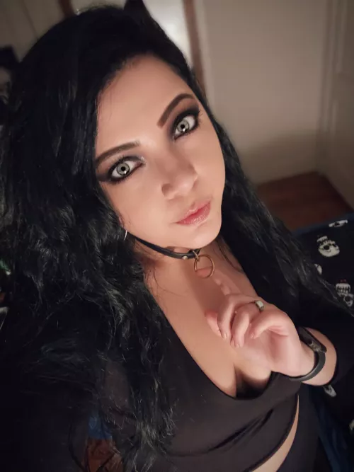 Don't pull too hard, you might choke me