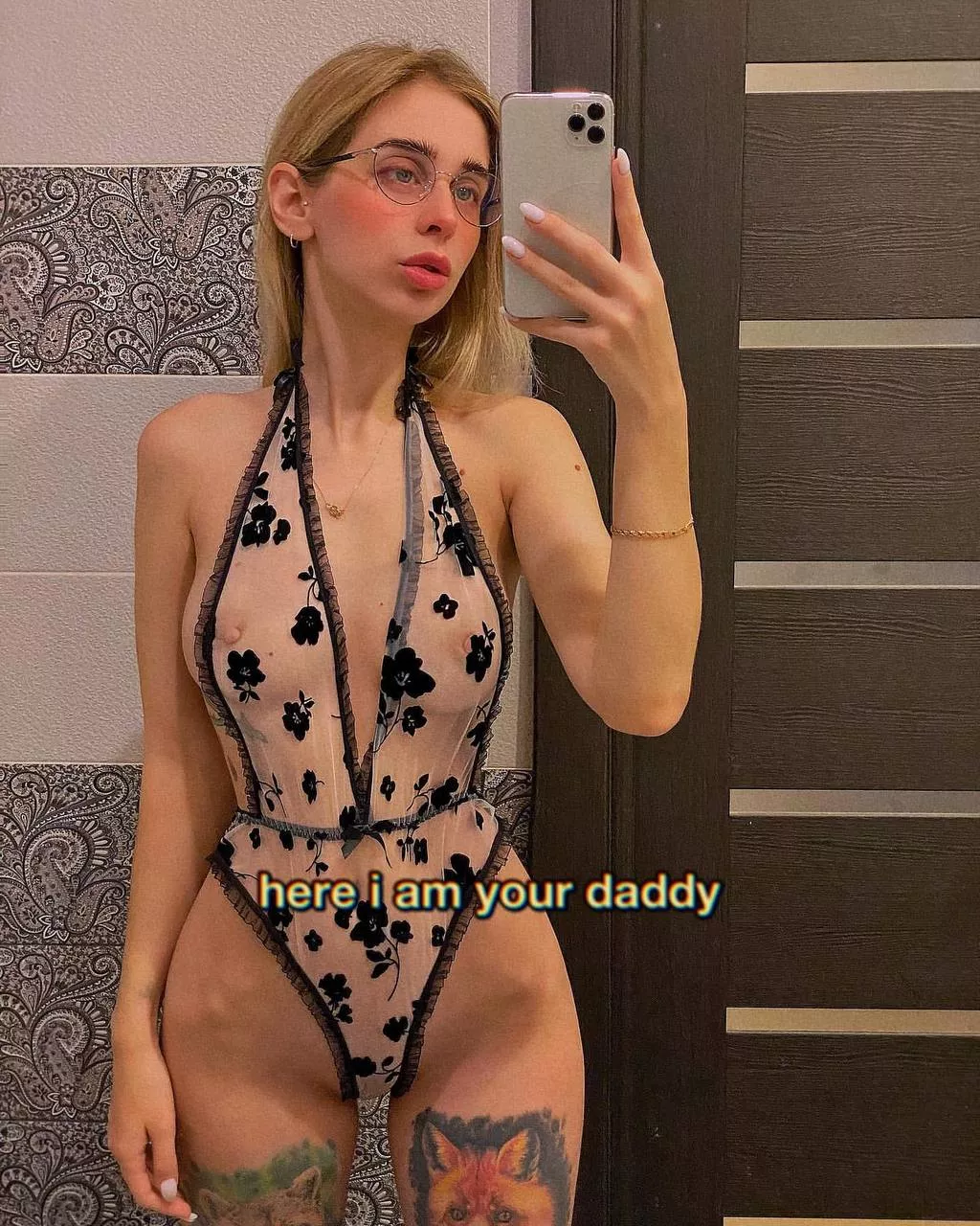 Don't tell anyone (F)