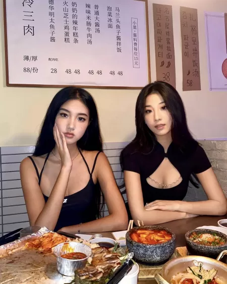 Double dinner date. Double dinner date.