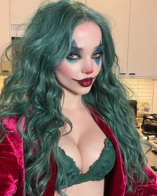 Dove Cameron