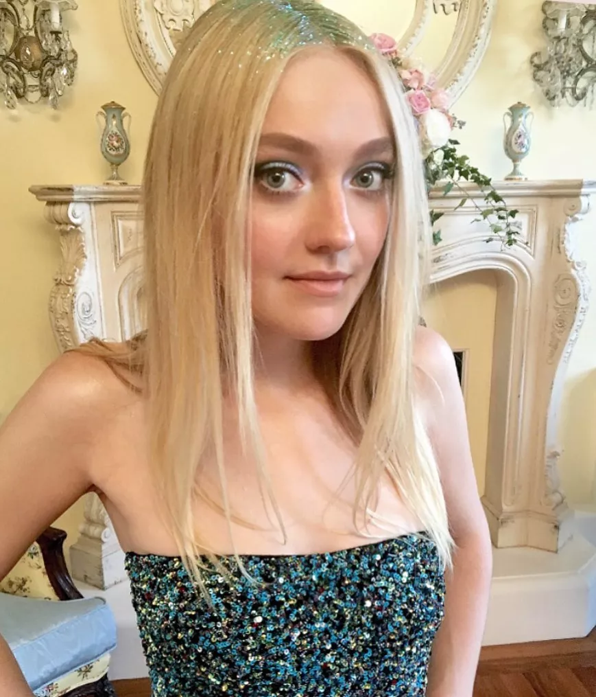 Dreaming of being sucked enthusiastically by a bud for Dakota Fanning Dreaming of being sucked enthusiastically by a bud for Dakota Fanning
