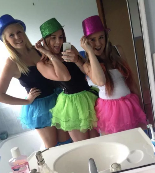 Dress ups FMK Dress ups FMK