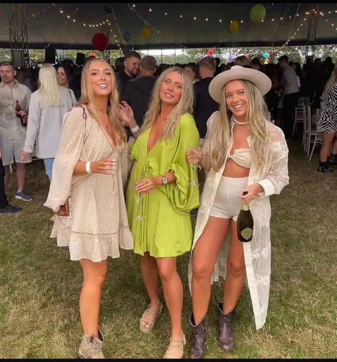 Dressed too impress Dressed too impress