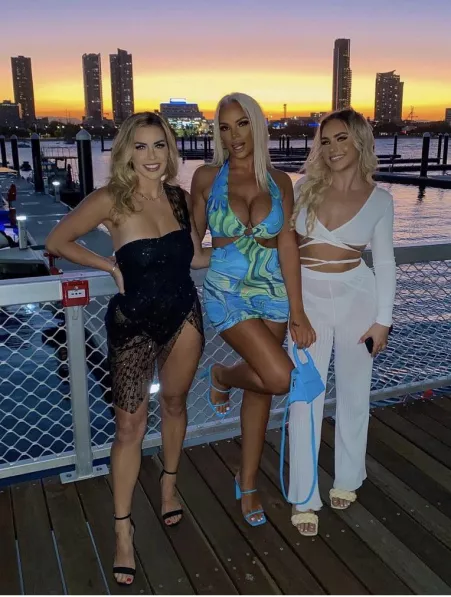 Dressed up ladies Dressed up ladies