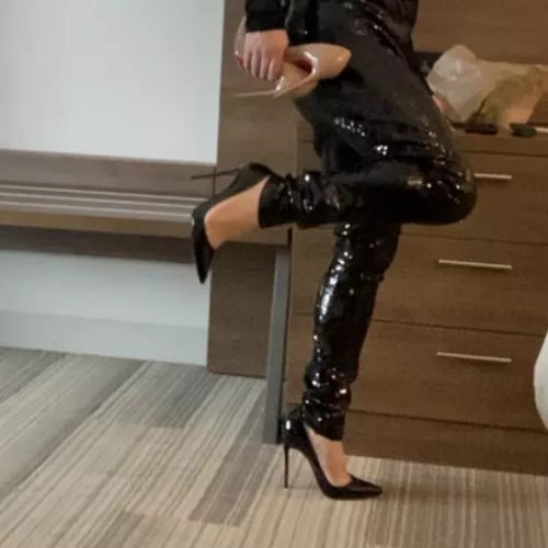 Dressin for my hot date w BBC….how do I look??