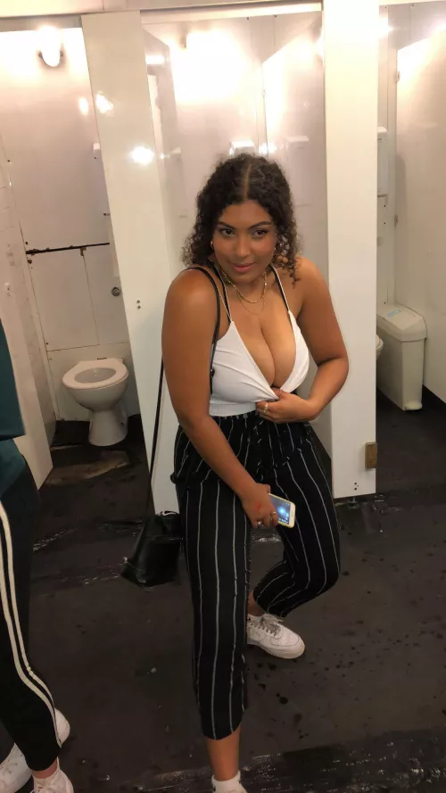 Drunk slut I know😂