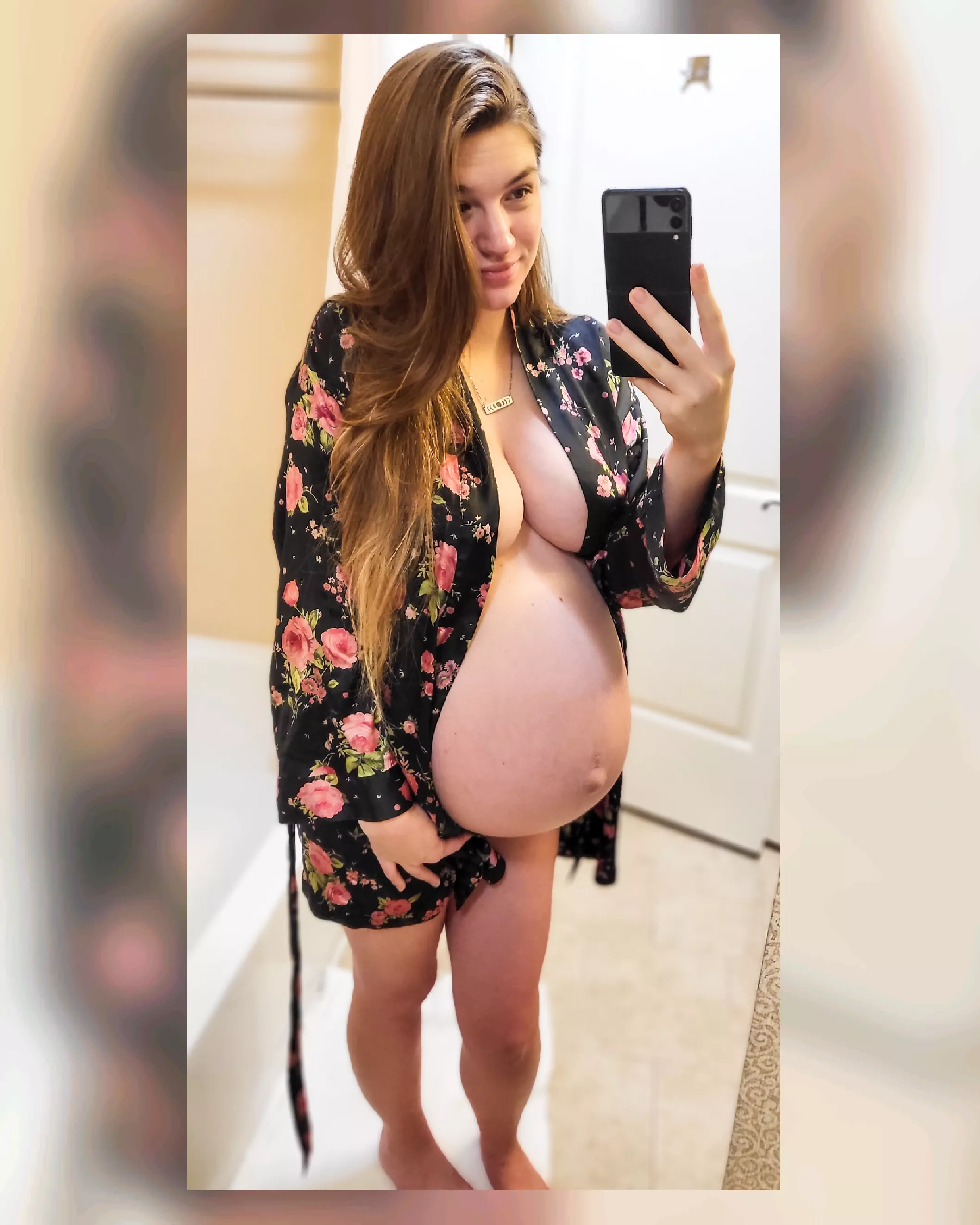 Due tomorrow, been in and out of hospital. Laboring at a hotel near hospital now💖