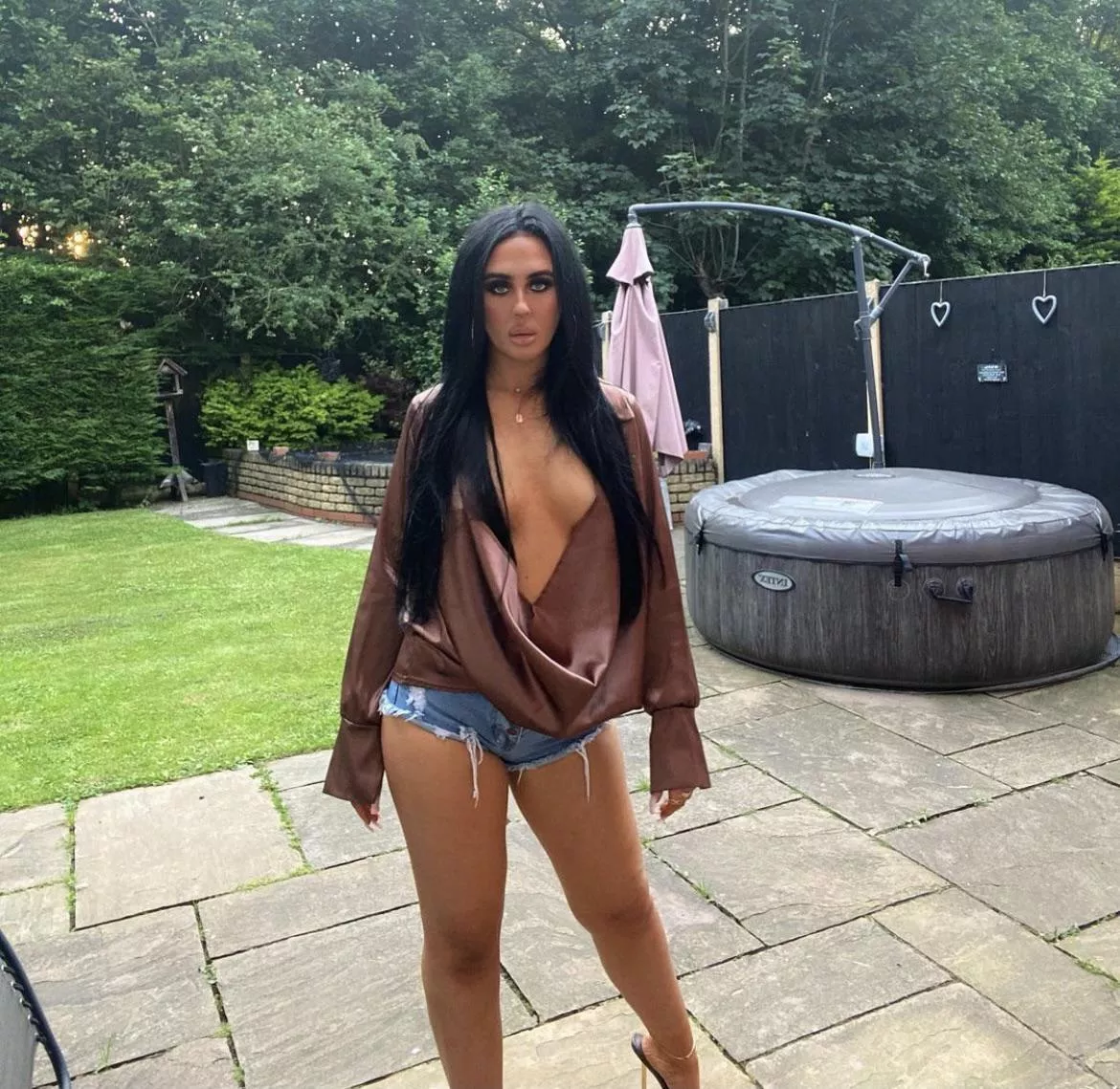 Dying to pop out Dying to pop out