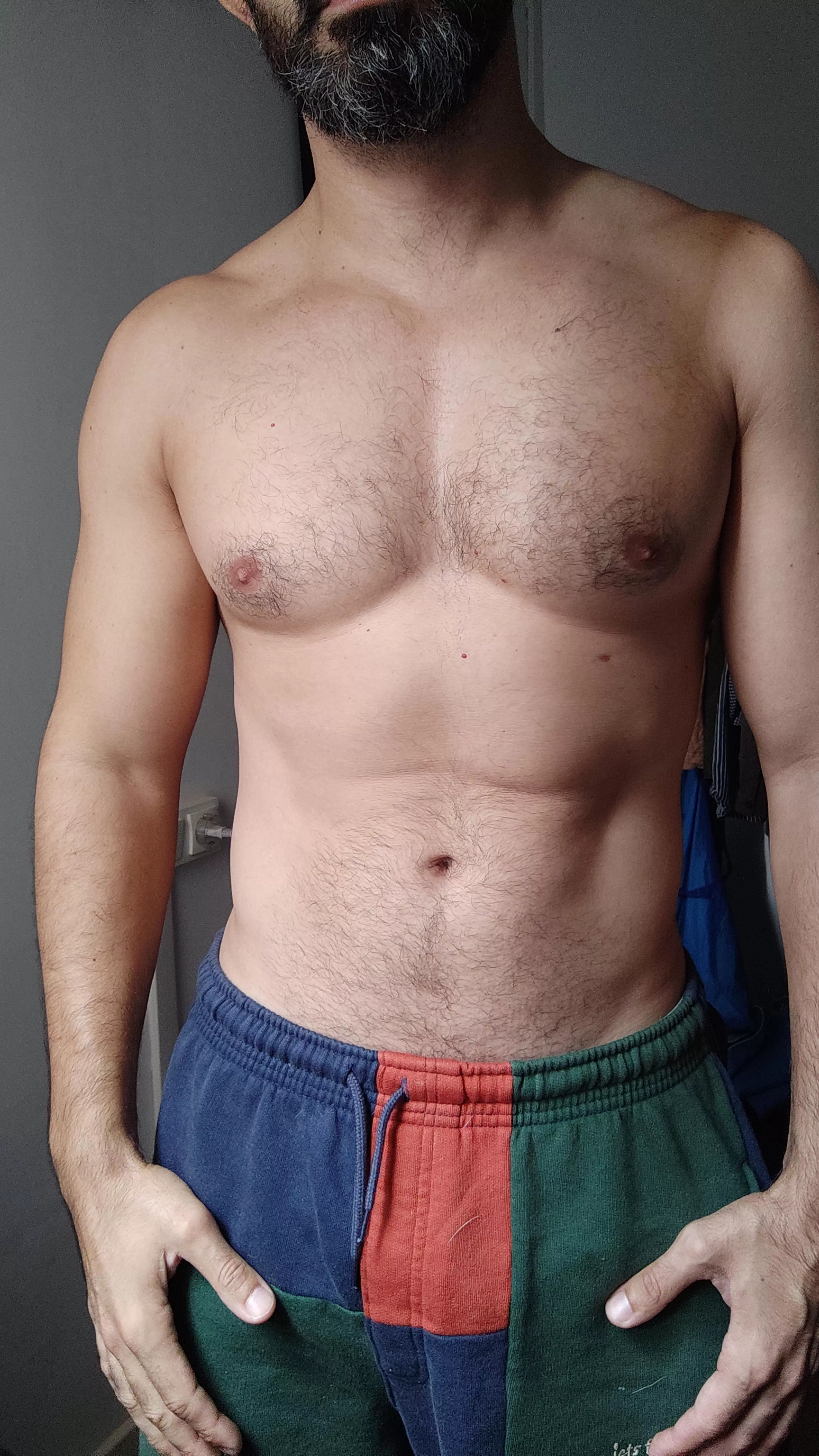 Early morning lighting. Back to bed? Early morning lighting. Back to bed?