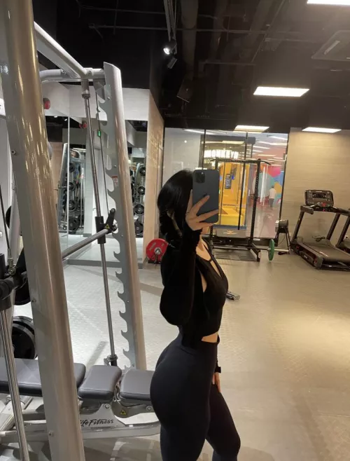 early workout โบ๏ธ early workout โบ๏ธ