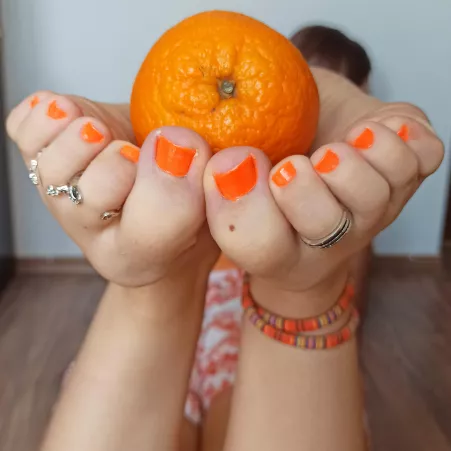 Eat from my feet. π Eat from my feet. π