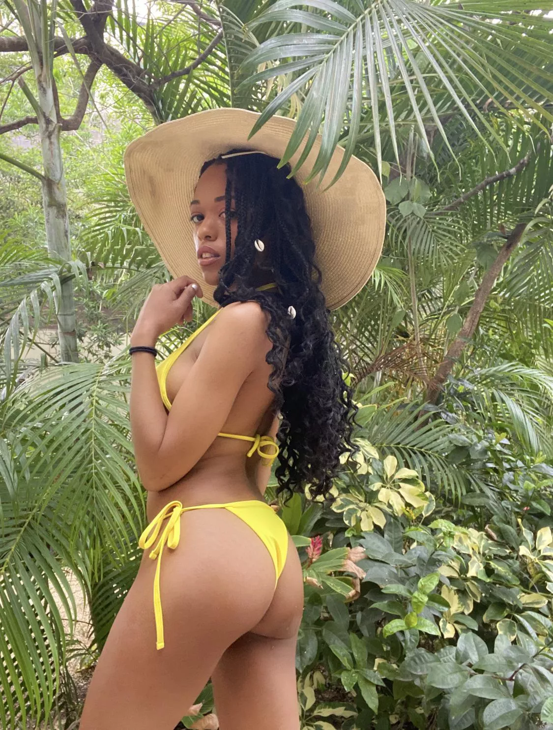 Ebony in the wild π Ebony in the wild π